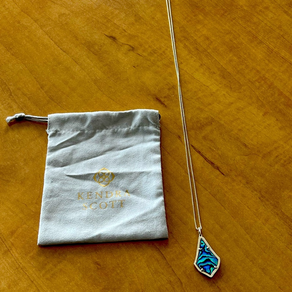 Kendra Scott Alex long necklace new